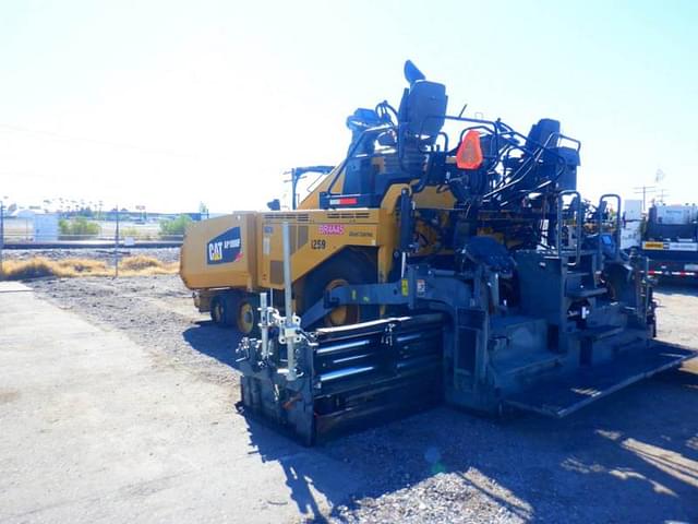 Image of Caterpillar AP1000F equipment image 3