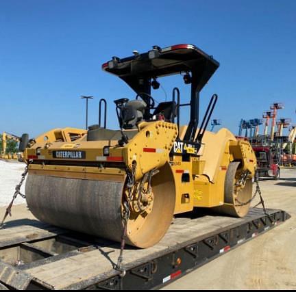 Image of Caterpillar CB-54XW Image 1