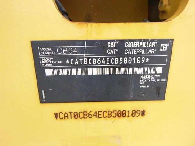 Image of Caterpillar CB64 equipment image 4