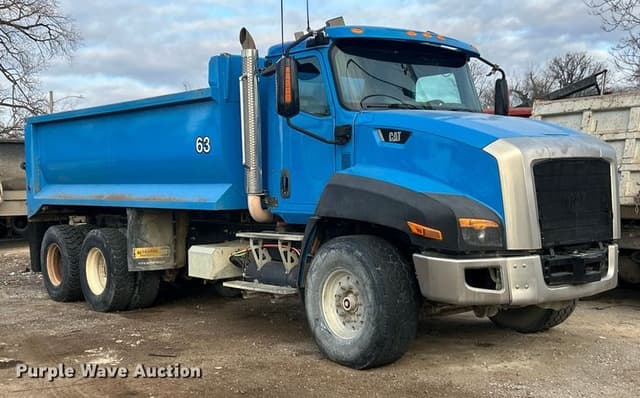 Image of Caterpillar CT660 equipment image 2