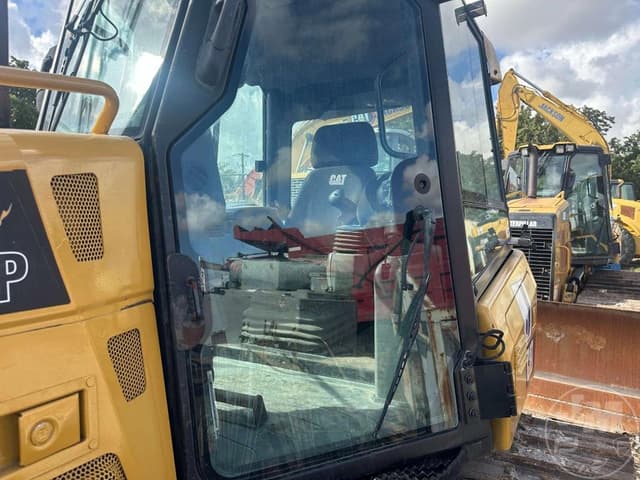 Image of Caterpillar D5K2 LGP equipment image 2