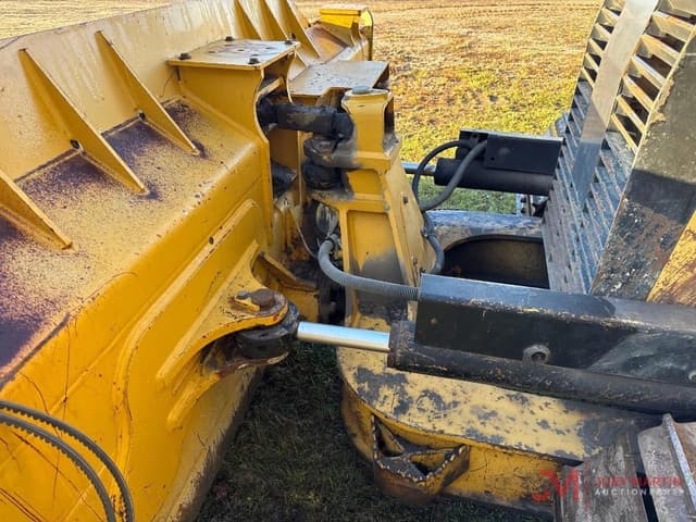 Image of Caterpillar D6K2 LGP equipment image 4