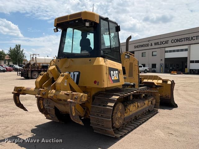 Image of Caterpillar D6K2 equipment image 4