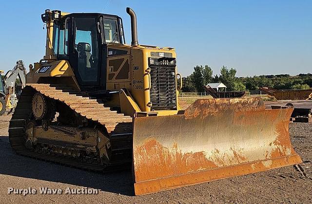 Image of Caterpillar D6N equipment image 2