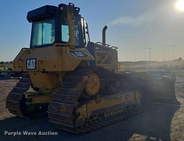 Image of Caterpillar D6N equipment image 4