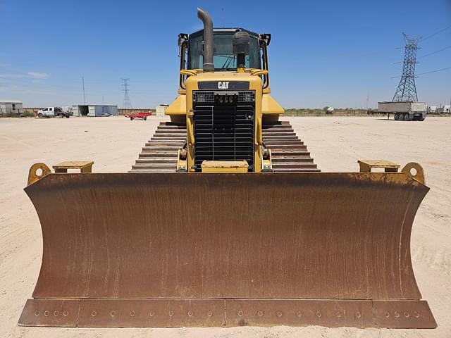 Image of Caterpillar D6N XL equipment image 1