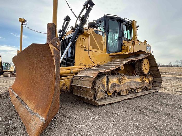 Image of Caterpillar D6T Primary image