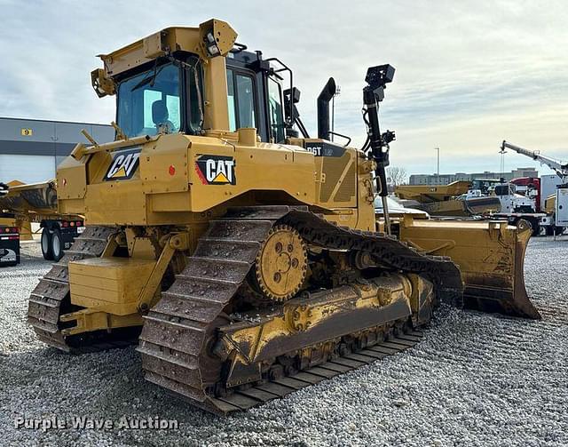 Image of Caterpillar D6T LGP equipment image 4