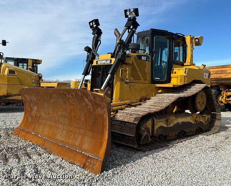 Image of Caterpillar D6T LGP Primary image