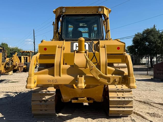 Image of Caterpillar D6T XL equipment image 3