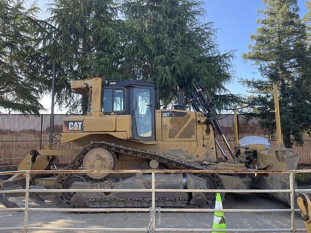 Image of Caterpillar D6T XL equipment image 1
