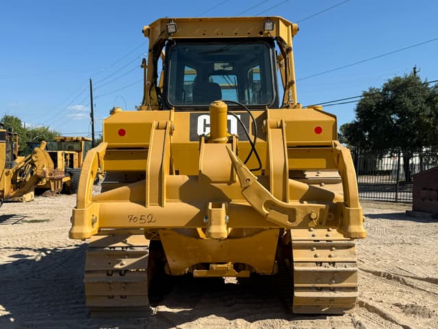 Image of Caterpillar D6T XW equipment image 3