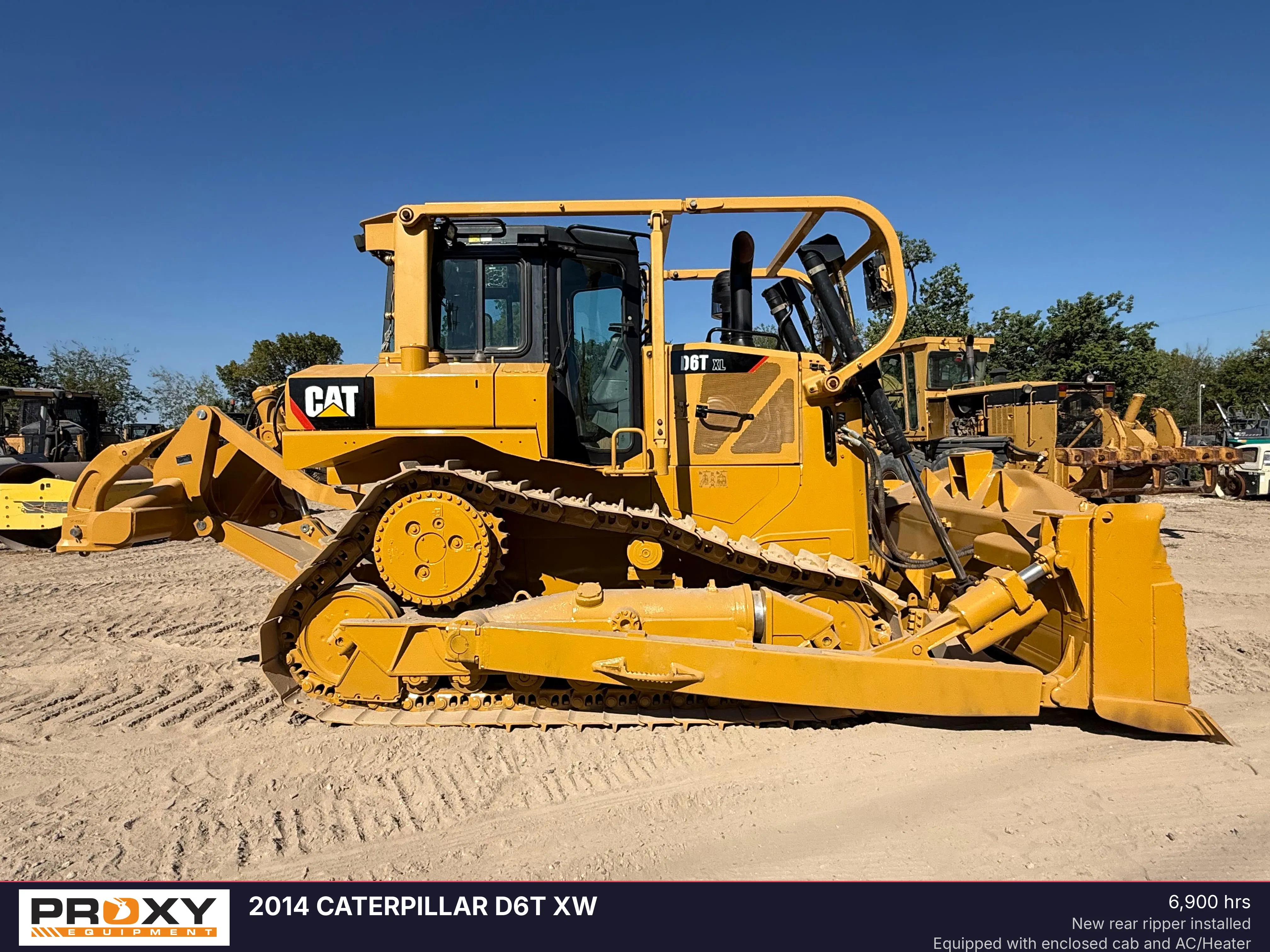 2014 Caterpillar D6T XW Equipment Image0
