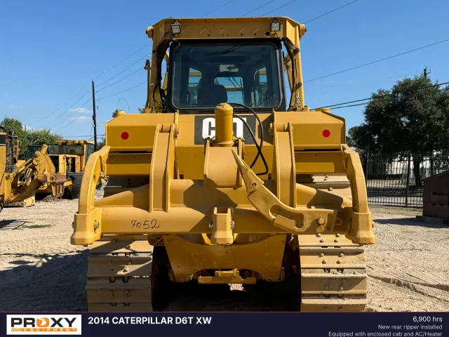 Image of Caterpillar D6T XW equipment image 3