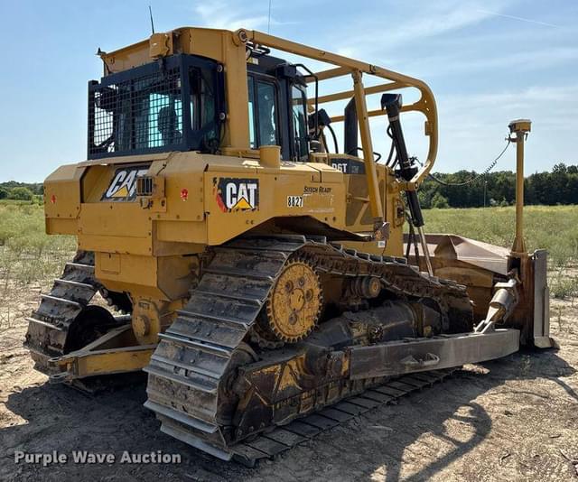 Image of Caterpillar D6T XW equipment image 4