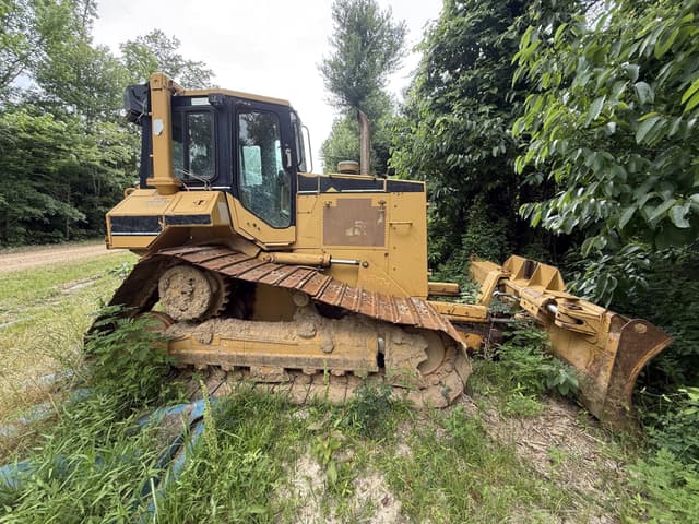 Image of Caterpillar D7E equipment image 4