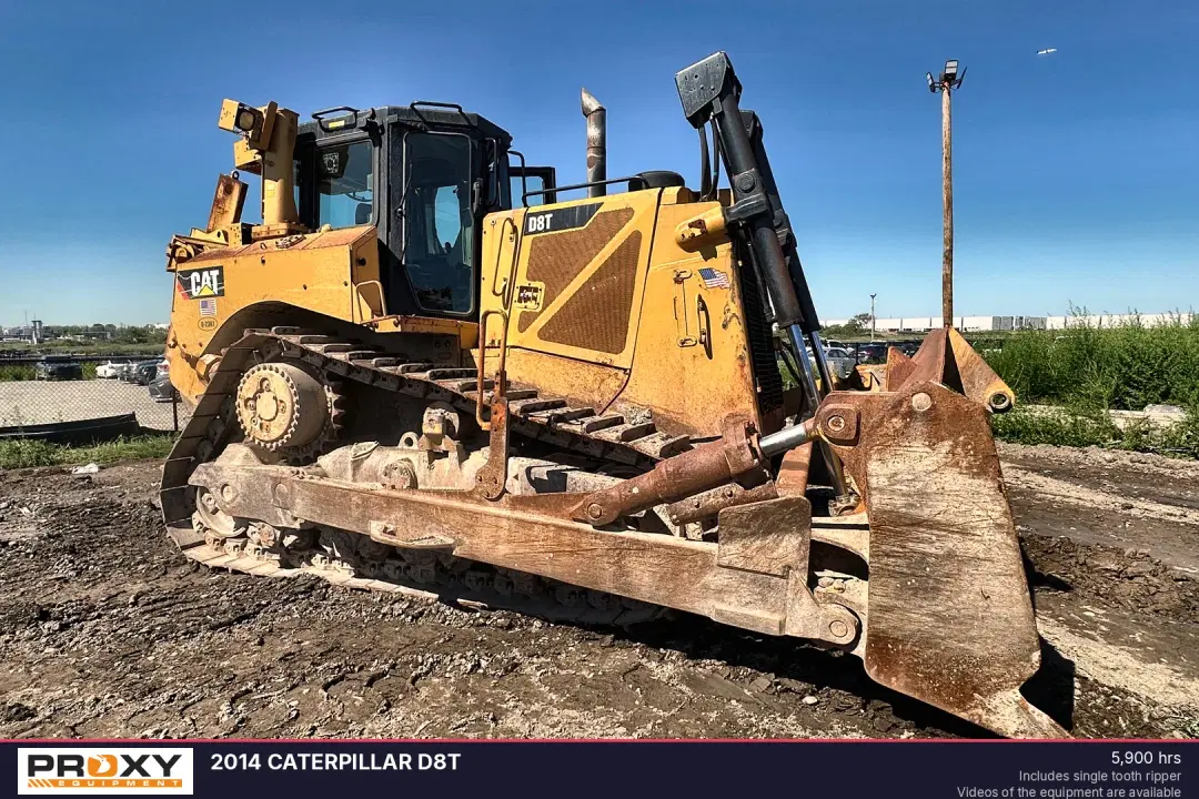 Image of Caterpillar D8T Primary image
