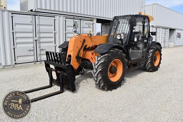 Image of Caterpillar TH407C equipment image 2