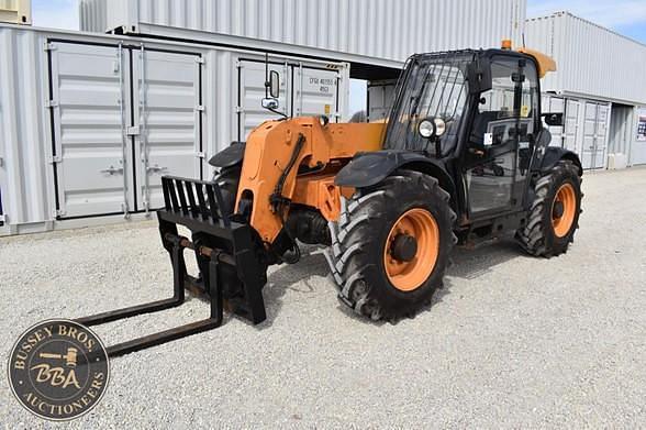 Image of Caterpillar TH407C equipment image 4
