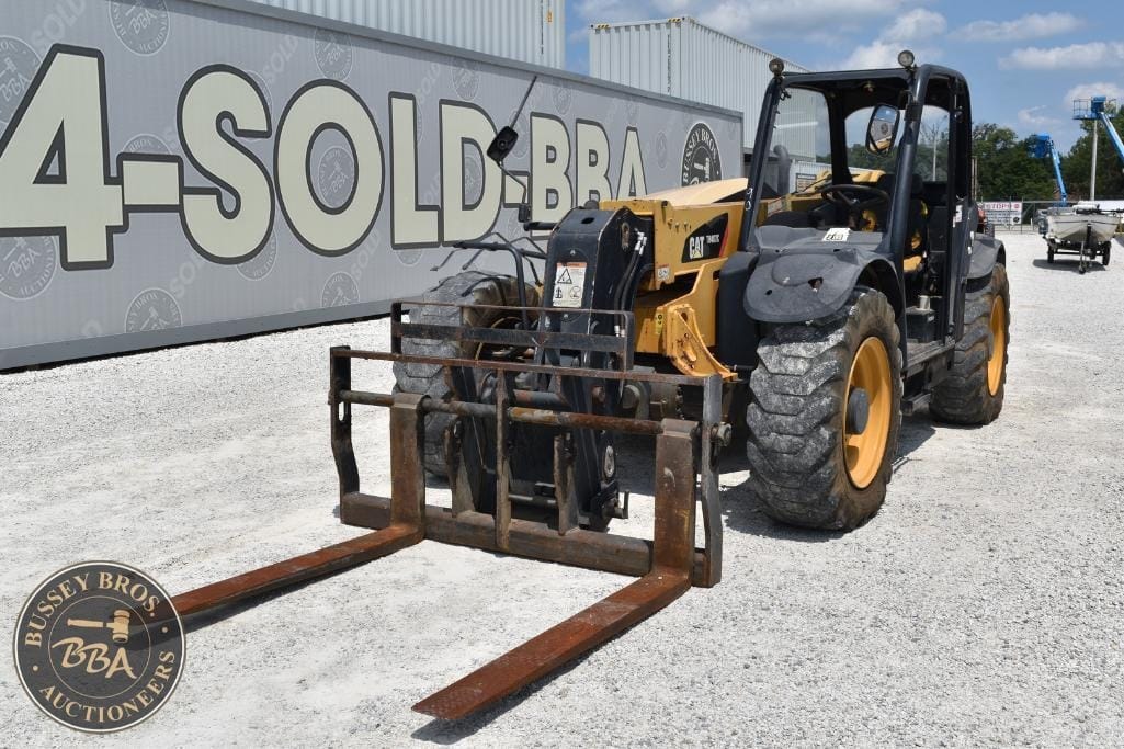 2014 Caterpillar TH407C Equipment Image0