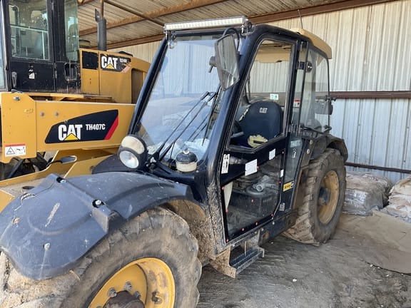 Main image Caterpillar TH407C