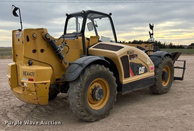 Image of Caterpillar TH514C equipment image 4