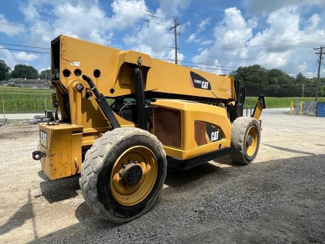 Image of Caterpillar TL1055C equipment image 4