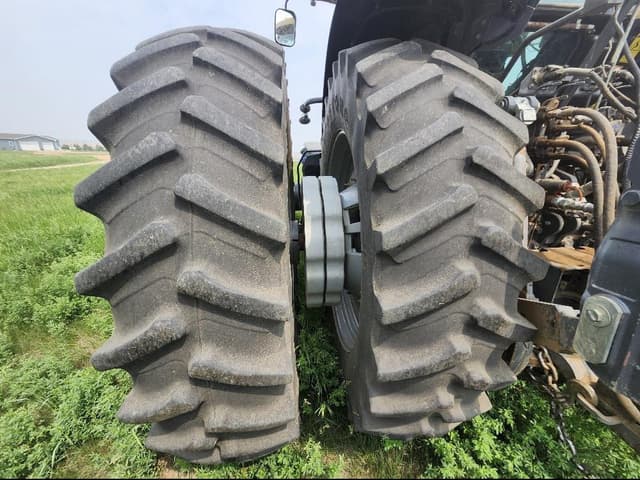 Image of Challenger MT675D equipment image 4