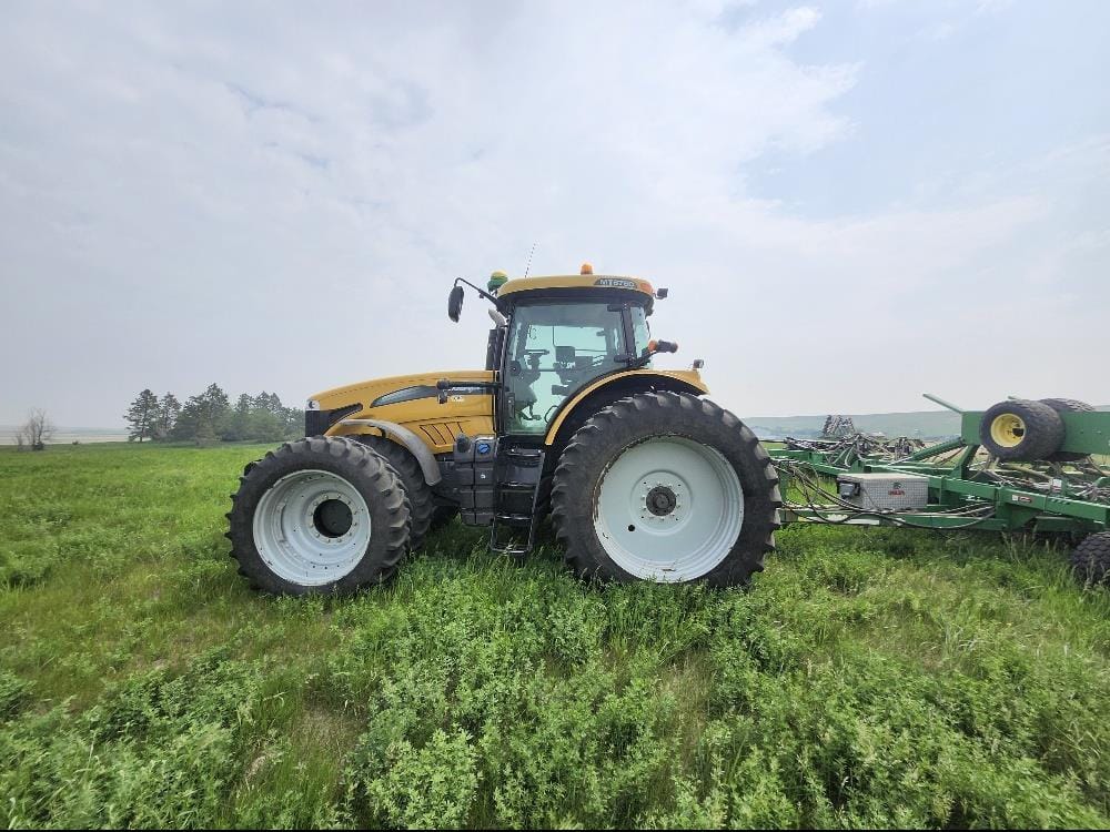 2014 Challenger MT675D Equipment Image0