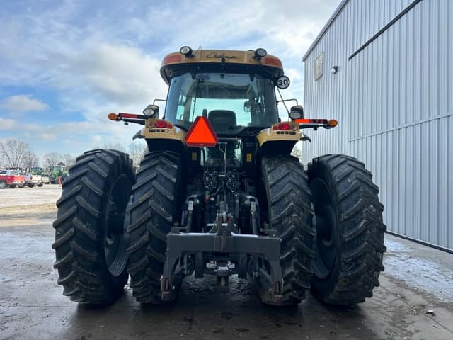 Image of Challenger MT685D equipment image 4