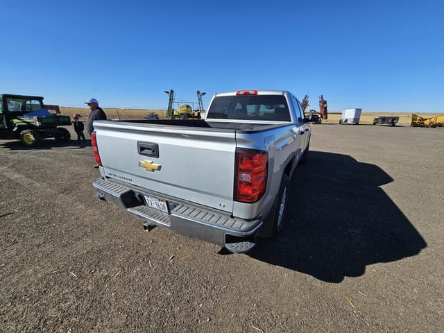 Image of Chevrolet 1500 equipment image 4