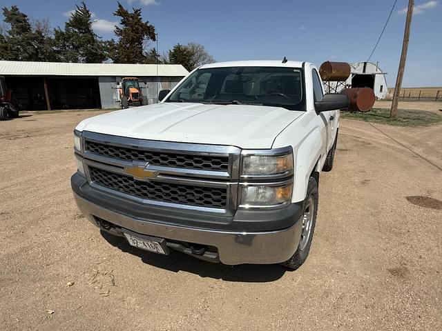 Image of Chevrolet 1500 equipment image 2