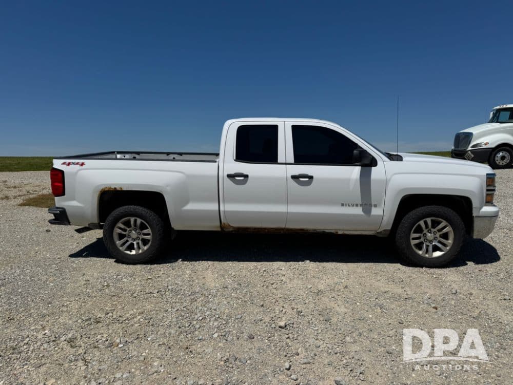 Image of Chevrolet 1500 Primary image