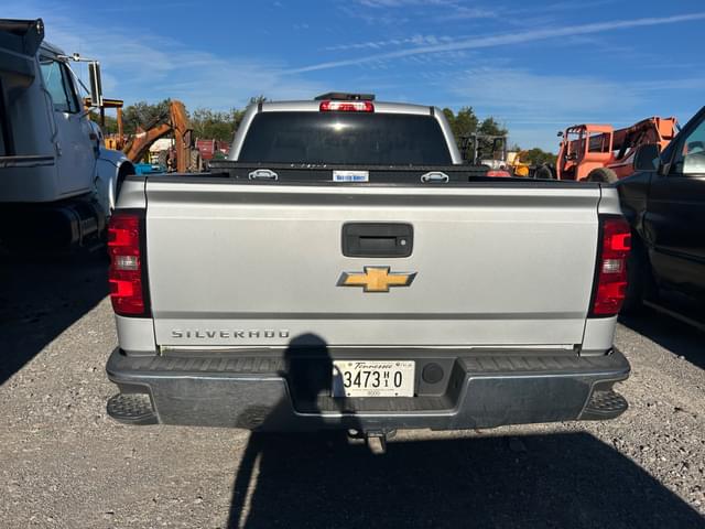 Image of Chevrolet 1500 equipment image 4