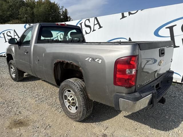 Image of Chevrolet 2500HD equipment image 2