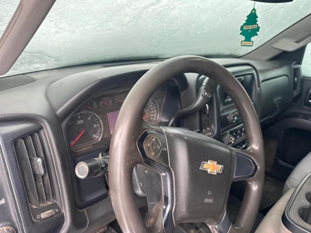 Image of Chevrolet 2500 equipment image 3