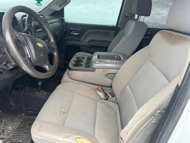 Image of Chevrolet 2500 equipment image 2