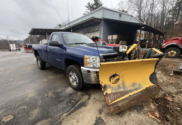 Image of Chevrolet 2500HD equipment image 4