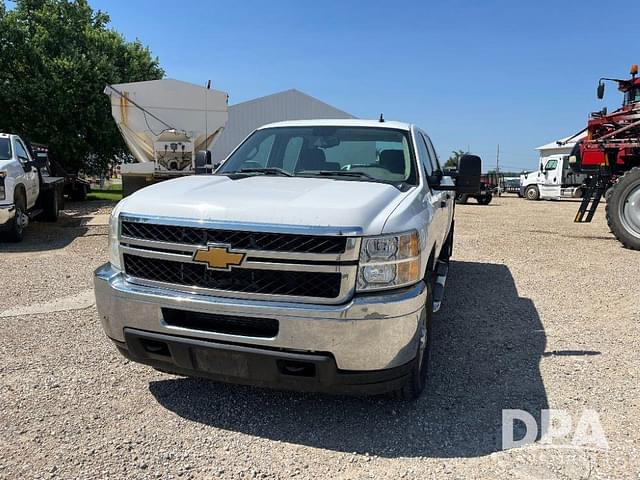 Image of Chevrolet 2500HD equipment image 2