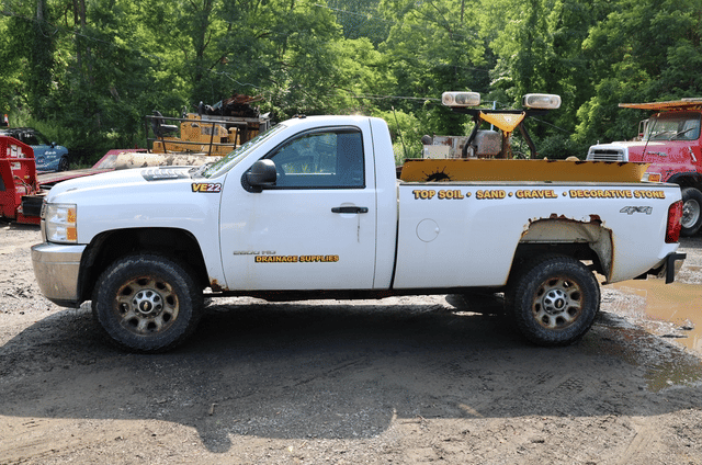 Image of Chevrolet 2500HD equipment image 1