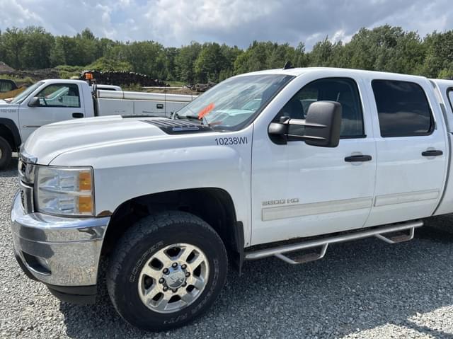 Image of Chevrolet 3500HD equipment image 4