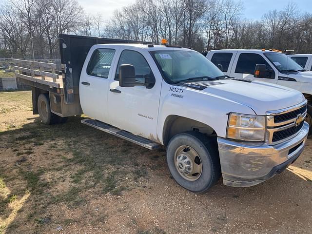 Image of Chevrolet 3500HD equipment image 3