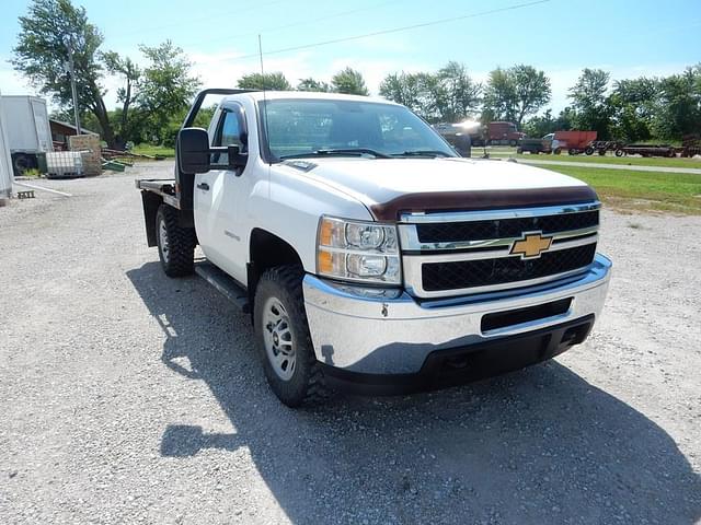 Image of Chevrolet 3500HD equipment image 3
