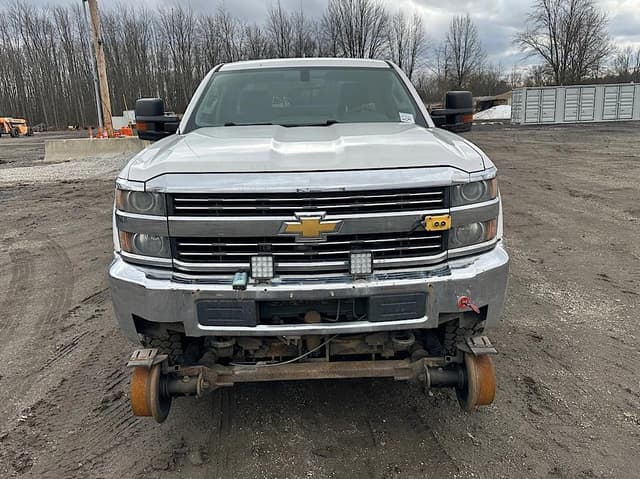 Image of Chevrolet 3500HD equipment image 1