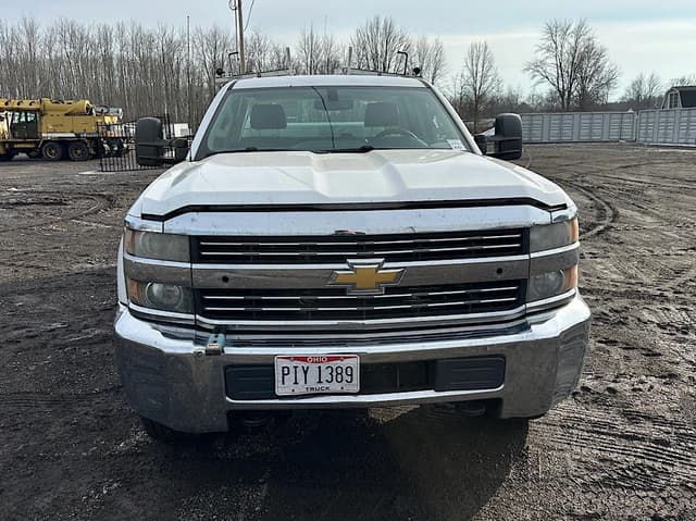 Image of Chevrolet 3500HD equipment image 1