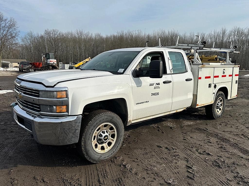 Image of Chevrolet 3500HD Primary image