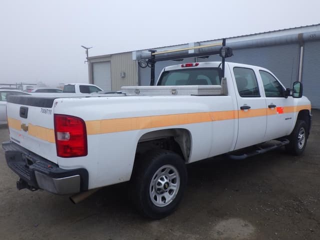 Image of Chevrolet 3500HD equipment image 2