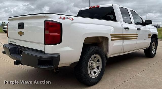 Image of Chevrolet 1500 equipment image 4