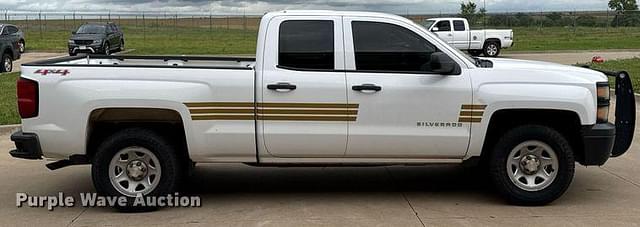 Image of Chevrolet 1500 equipment image 3