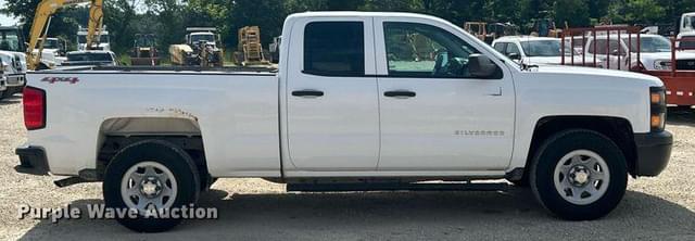 Image of Chevrolet 1500 equipment image 3